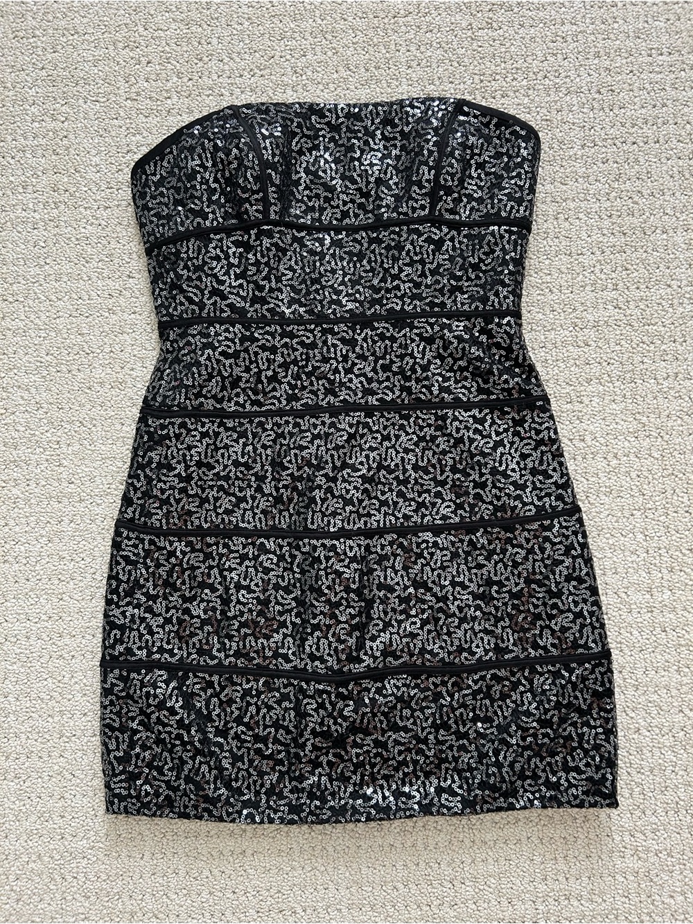 Max & Cleo Party/Coctail Strapless Black and Silver Sequin Dress